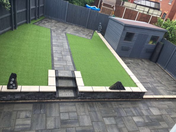 Back Garden Flagging Pretatyn8